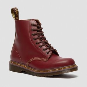 Dr. Martens 1460 Vintage Lace Up Boots